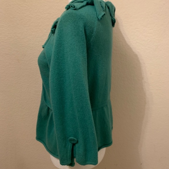 Anthropologie Charlie & Robin Green Bow Button Front Cropped Sweater ¾ Sleeve - Picture 8 of 13